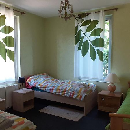 Gite 32 Rue Du Huit Mai Freneuse  Esterno foto