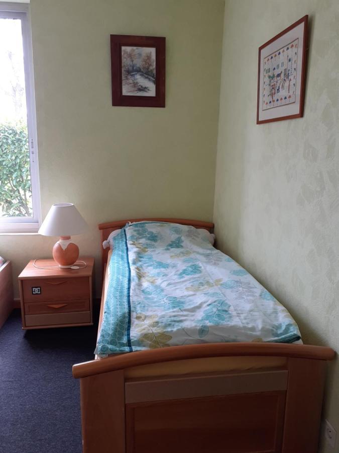Gite 32 Rue Du Huit Mai Freneuse  Esterno foto